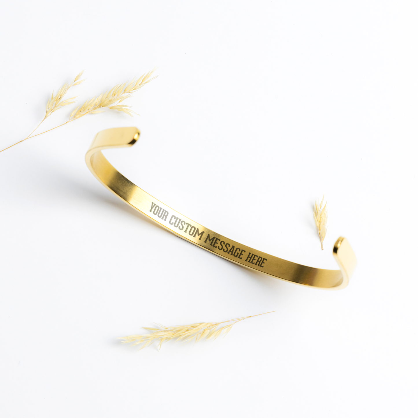 Honesty_Openmindedness__Willingness_Gold_Lifestyle_01_Mockup.png_15767955