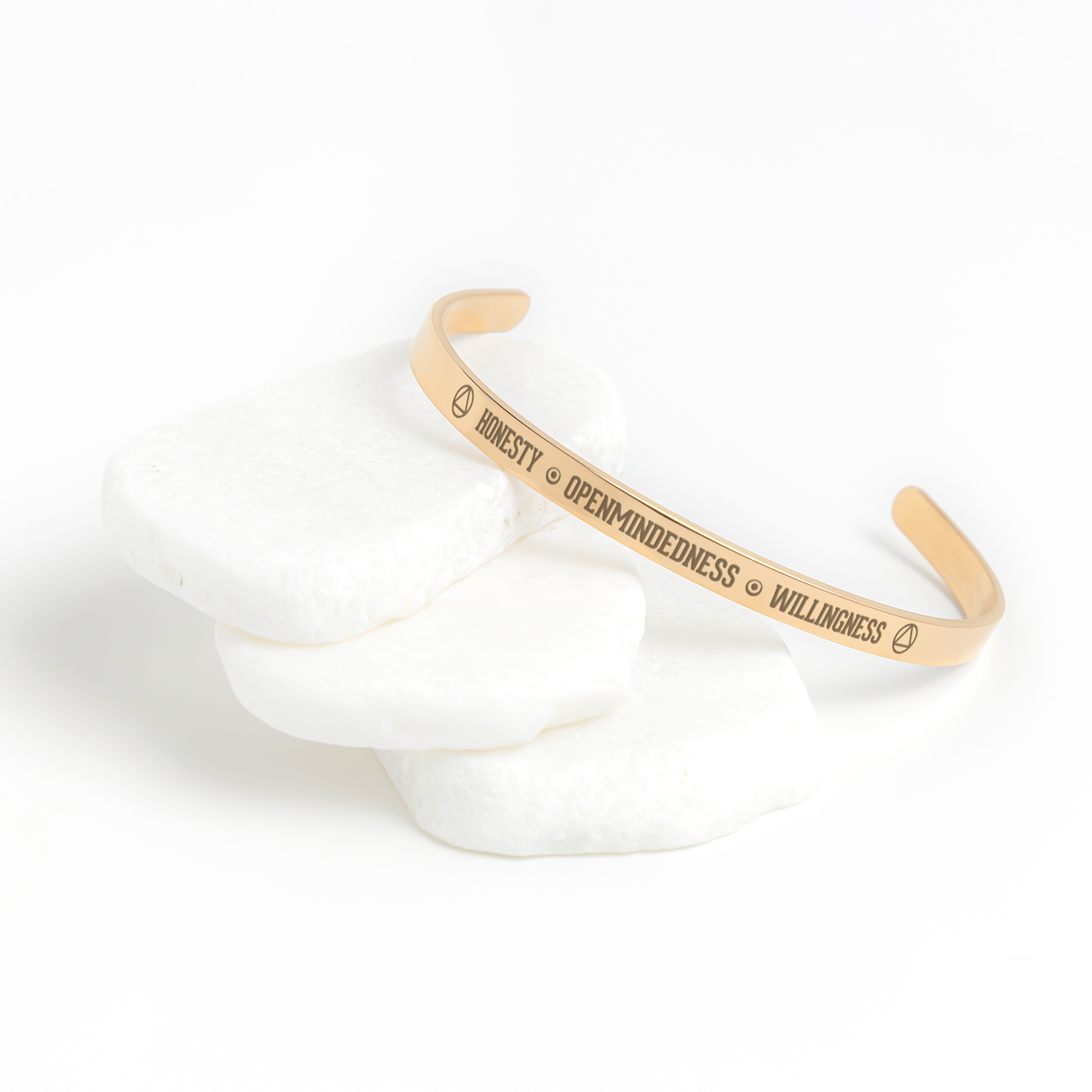 Honesty_Openmindedness__Willingness_Rose_Gold_Lifestyle_02_Mockup.png_15767956